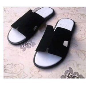 H black men's slippers